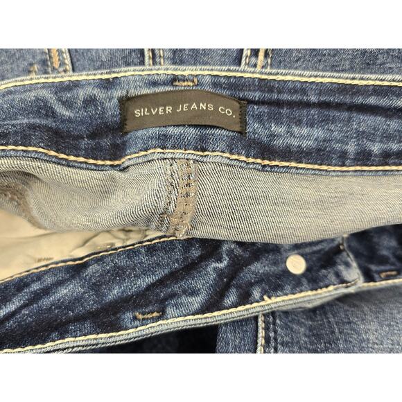 Silver Jeans Co. Elyse Slim Boot Jeans - Picture 2 of 5